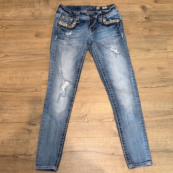 Miss Me - Stylish Size 26 Blue Embellished Women's Jeans - Picture 5 of 7